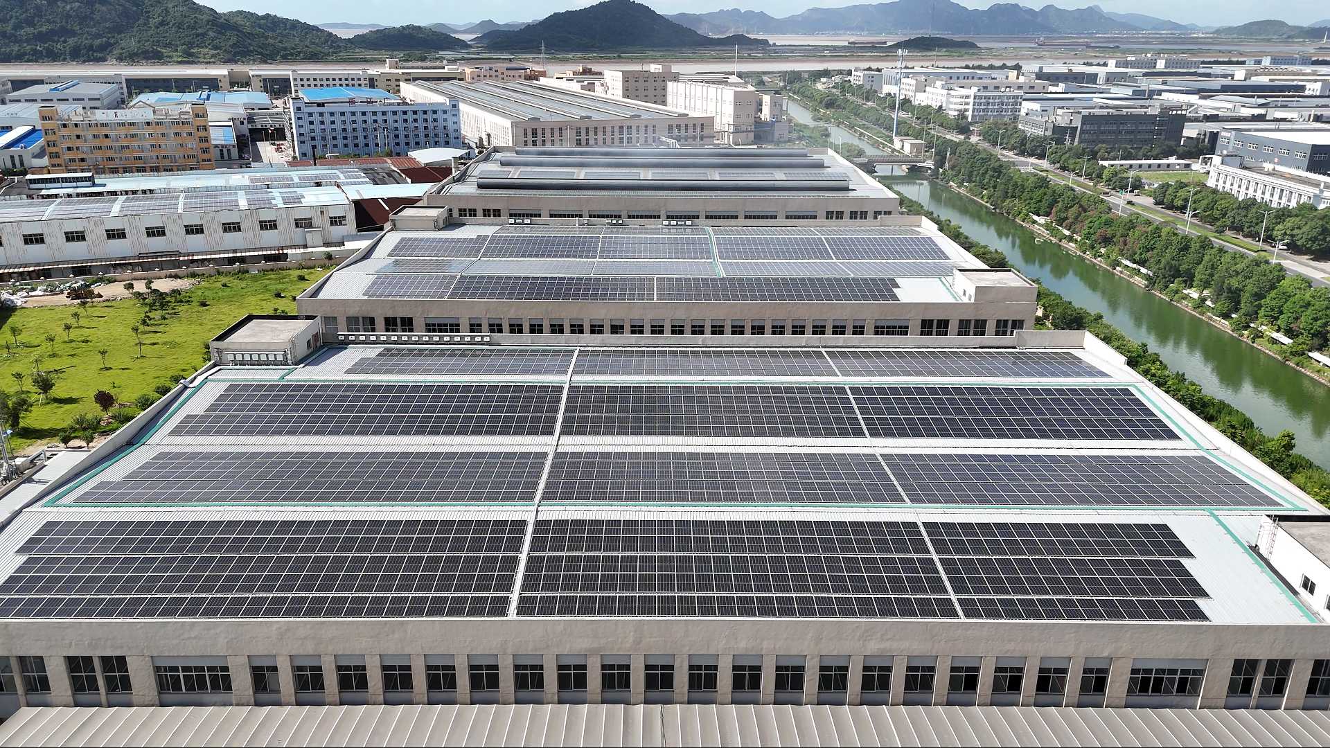 工厂.jpg 工厂.jpg